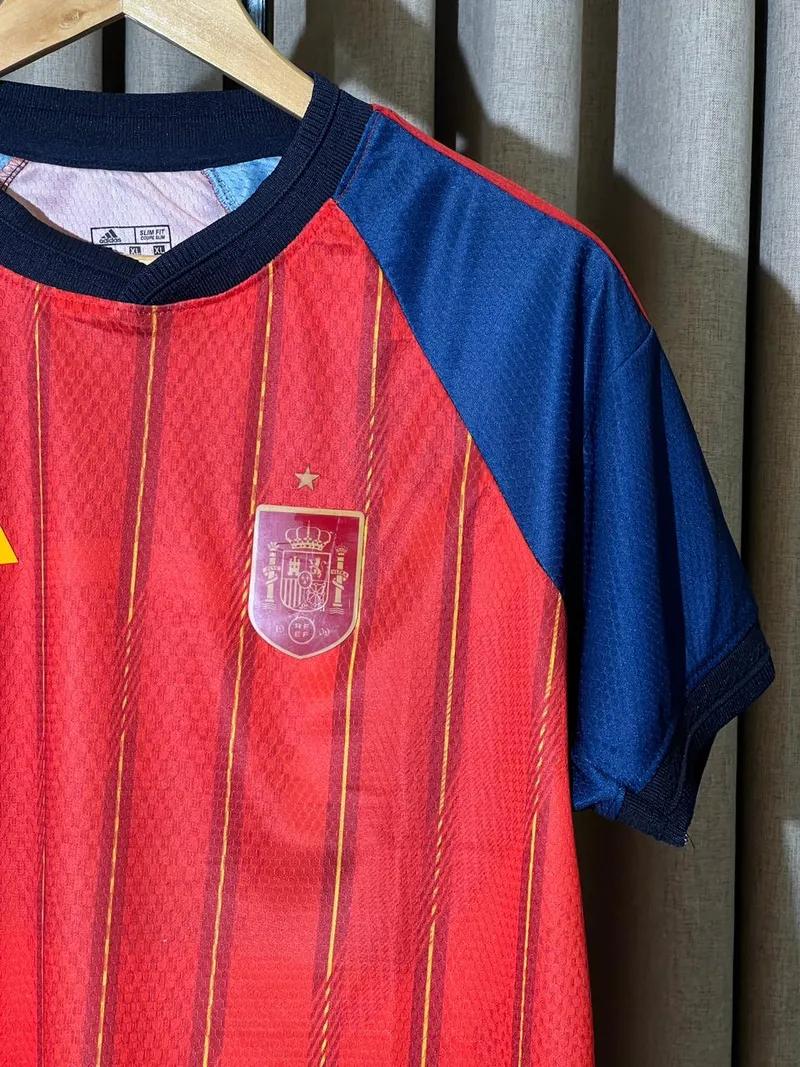 Spain Home Fan Premium Edition World Cup 2026 Kit view 3
