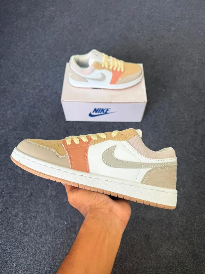 Jordan 1 Low - Milan view 2