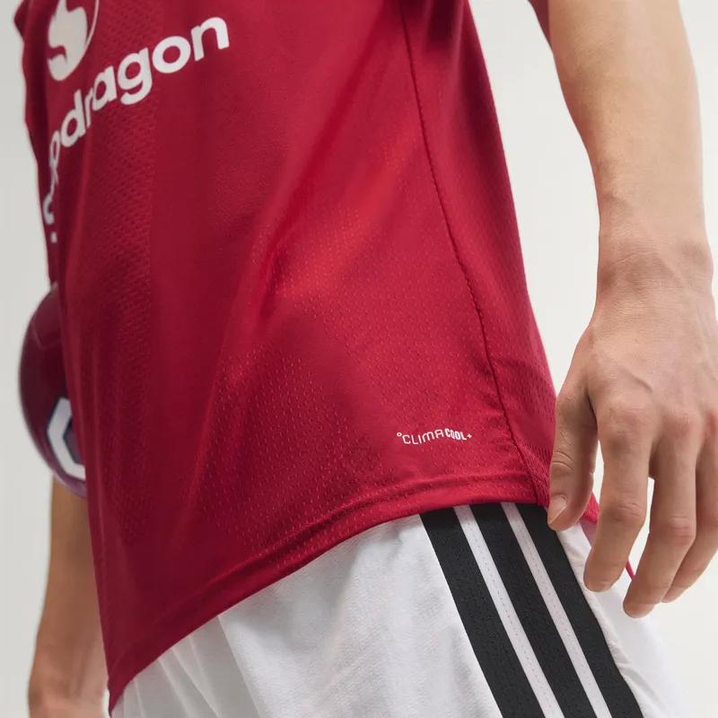 Manchester United Home Jersey 2026/27  – Player Edition view 2