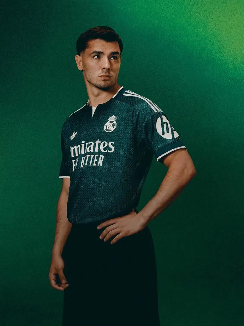 Real Madrid Away Jersey 2026/27 – Player Edition view 6