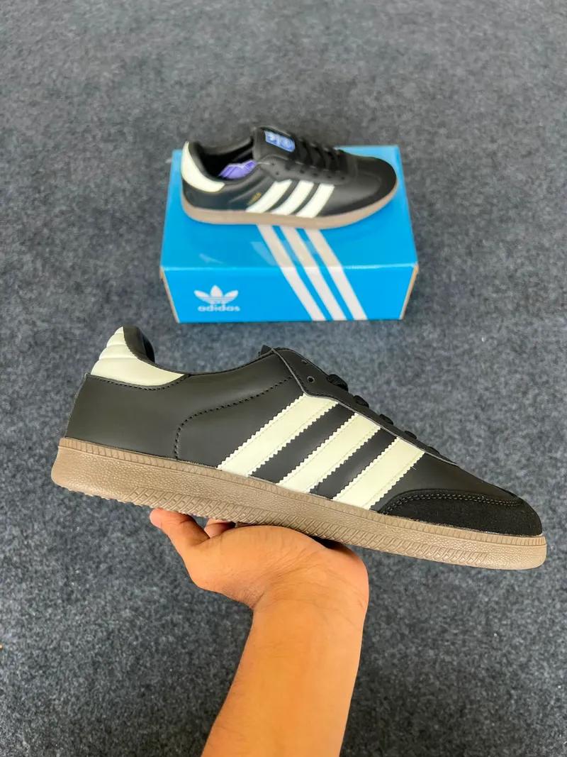 Samba OG - Black view 2