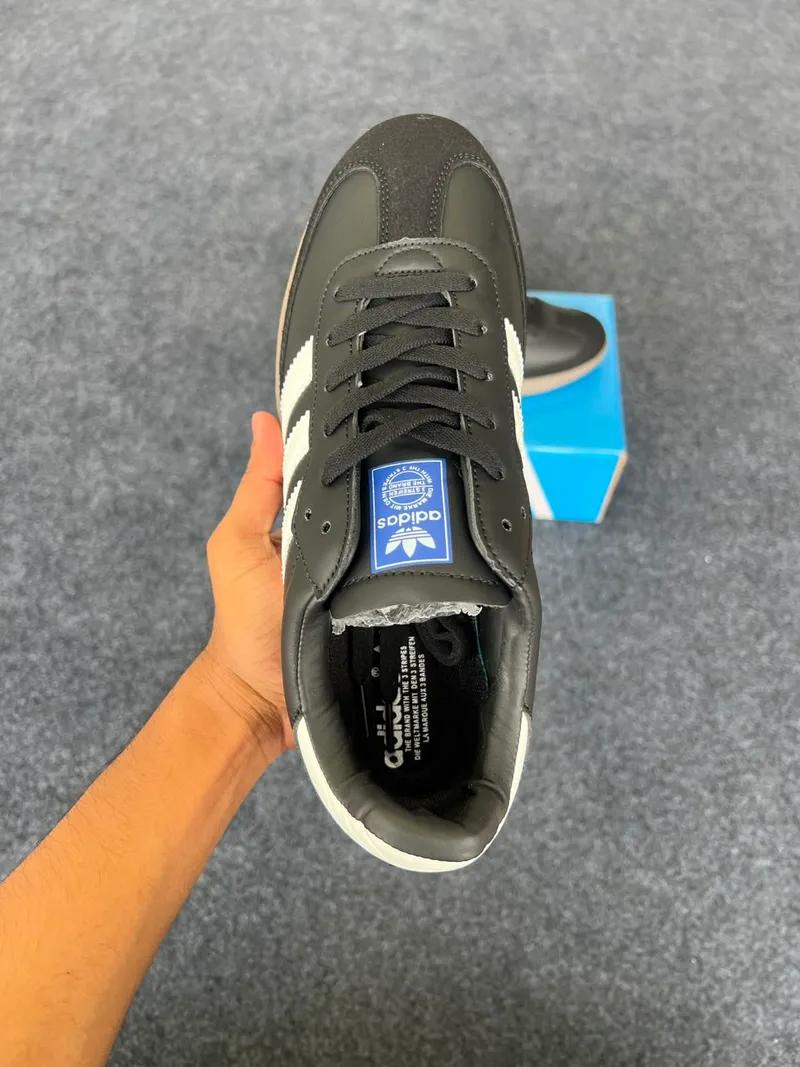 Samba OG - Black view 4
